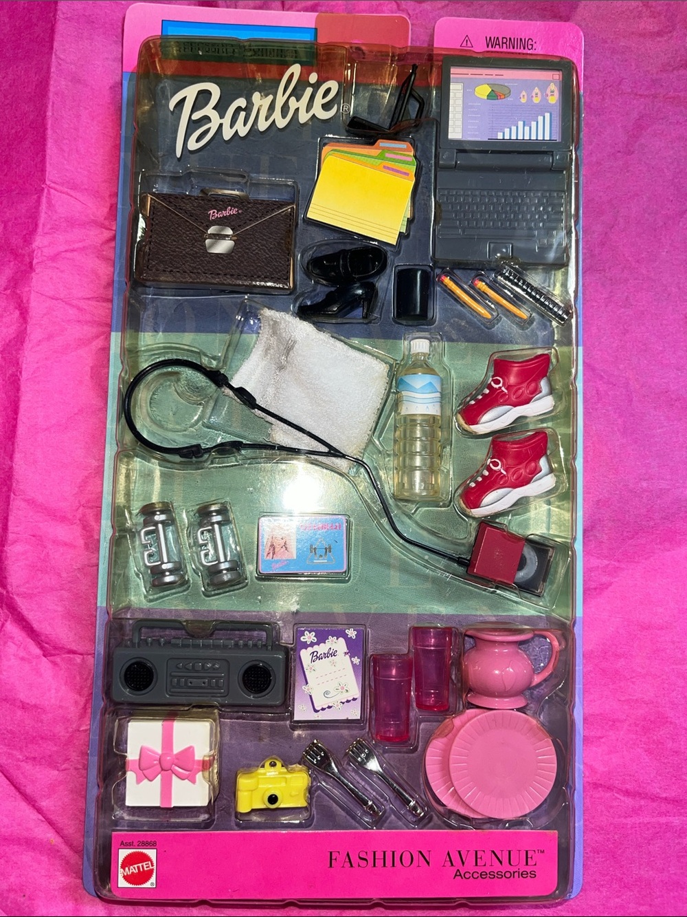 Mattel 2001 Barbie Fashion Avenue Accessory Bonanza set